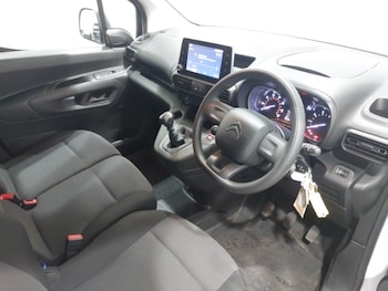Used Citroen Berlingo 2024 for sale - 79522797: Photo