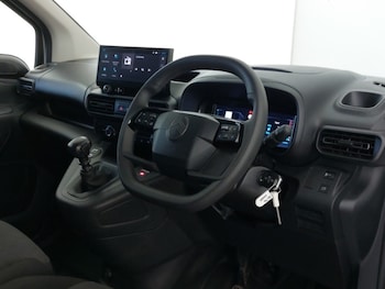 Used Citroen Berlingo 2024 for sale - 78674722: Photo
