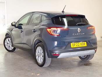 Used Renault Captur 2022 for sale - 78861550: Photo