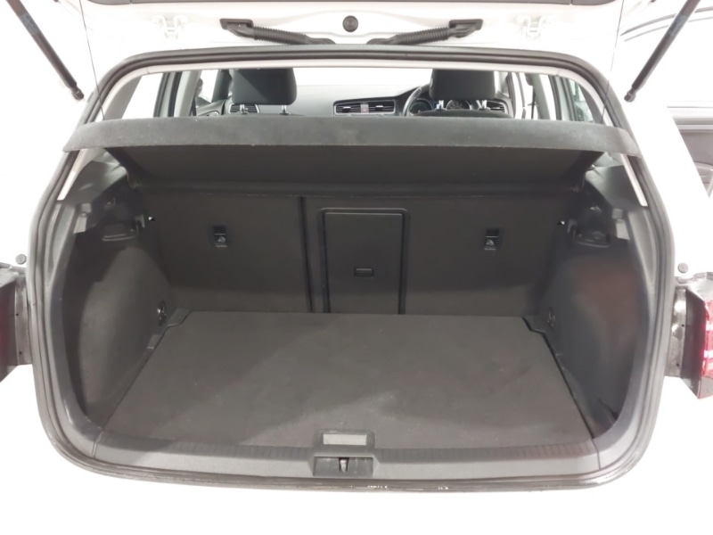 Used Volkswagen Golf 2021 for sale - 77923251: Photo 8