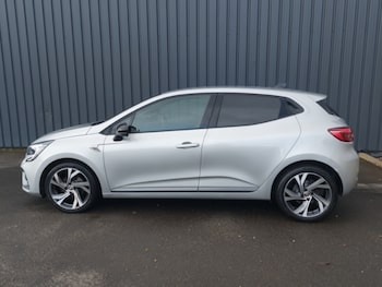 Used Renault Clio 2023 for sale - 78674937: Photo