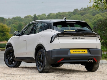 Used Alfa Romeo Junior 2025 for sale - 75541572: Photo
