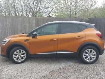 Used Renault Captur 2020 for sale - 78385556: Photo