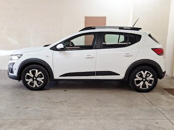 Used Dacia Sandero Stepway 2022 for sale - 78952345: Photo