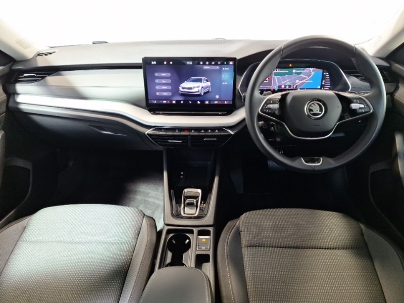 Used Skoda Octavia 2024 for sale - 76983711: Photo 2