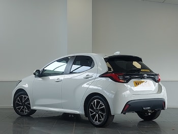 Used Toyota Yaris 2022 for sale - 75939343: Photo