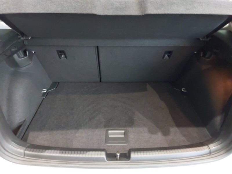 Used Volkswagen Polo 2024 for sale - 77503773: Photo 8