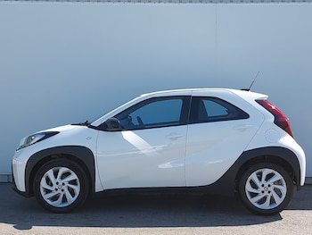Used Toyota Aygo X 2023 for sale - 78355800: Photo