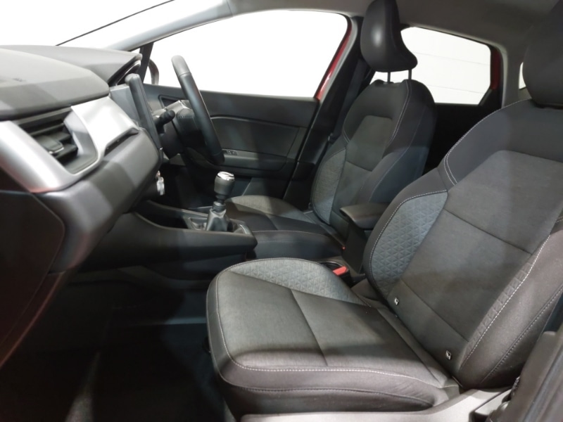 Used Renault Captur 2022 for sale - 77740728: Photo 5