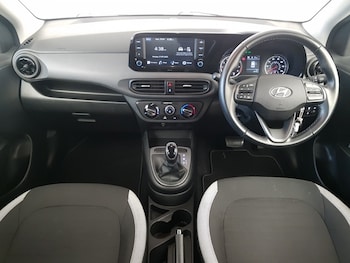 Used Hyundai i10 2022 for sale - 76116058: Photo 2