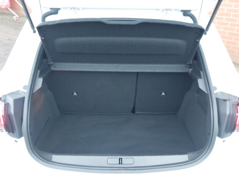 Used Peugeot 208 2020 for sale - 77981101: Photo 8