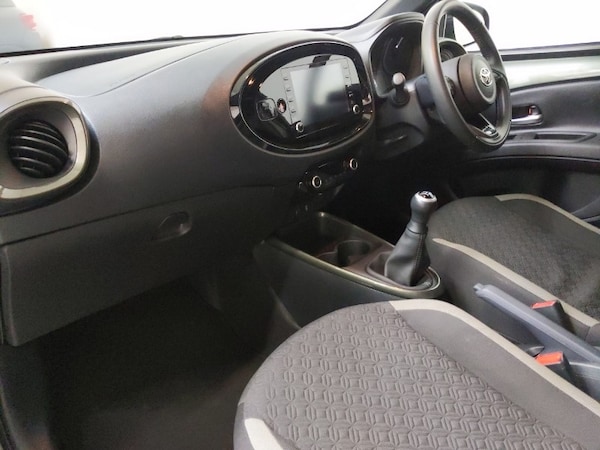 Used Toyota Aygo X 2023 for sale - 76320893: Photo 5