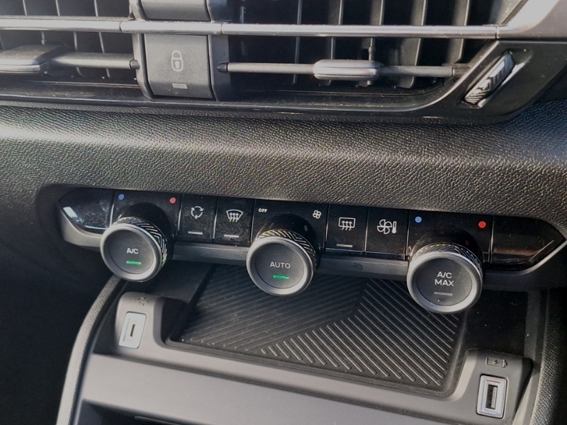 Used Citroen C4 2024 for sale - 76624229: Photo 11