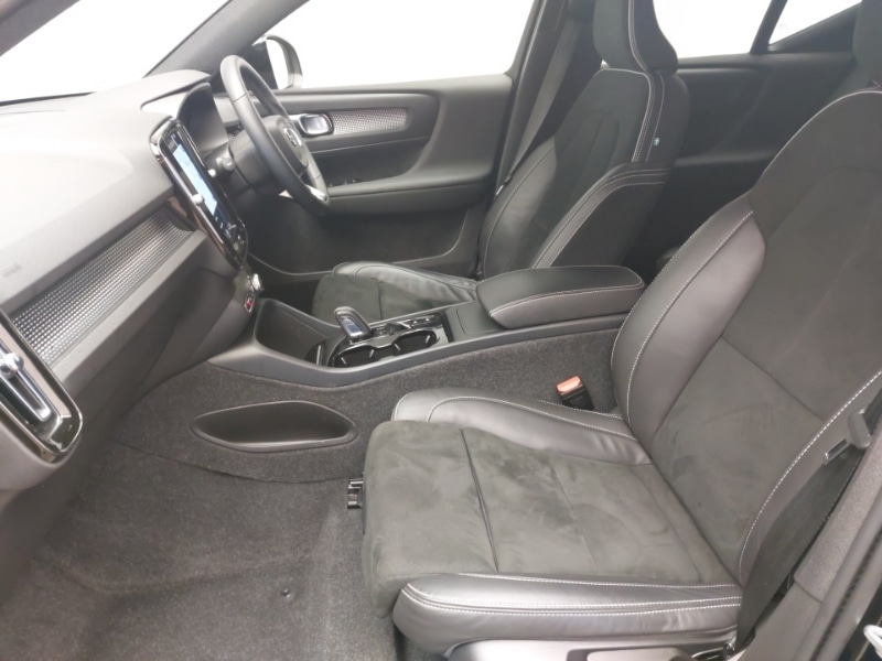 Used Volvo XC40 2021 for sale - 76799754: Photo 5