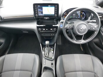 Used Toyota Yaris Cross 2022 for sale - 77573522: Photo