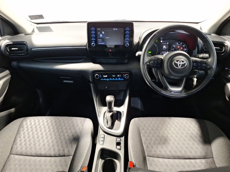 Used Toyota Yaris 2022 for sale - 76732190: Photo 2
