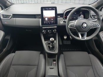 Used Renault Clio 2024 for sale - 78848318: Photo