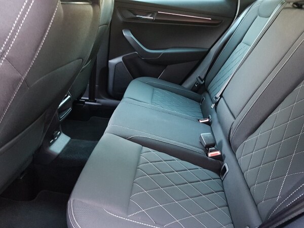 Used Skoda Karoq 2024 for sale - 76220929: Photo 6