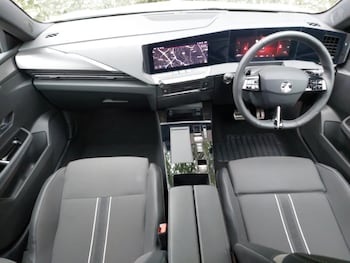 Used Vauxhall Astra 2023 for sale - 76269395: Photo 2