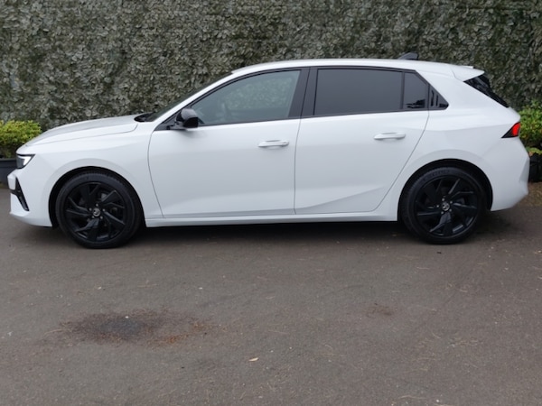 Used Vauxhall Astra 2023 for sale - 76269395: Photo 4