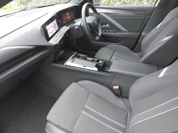 Used Vauxhall Astra 2023 for sale - 76269395: Photo 5