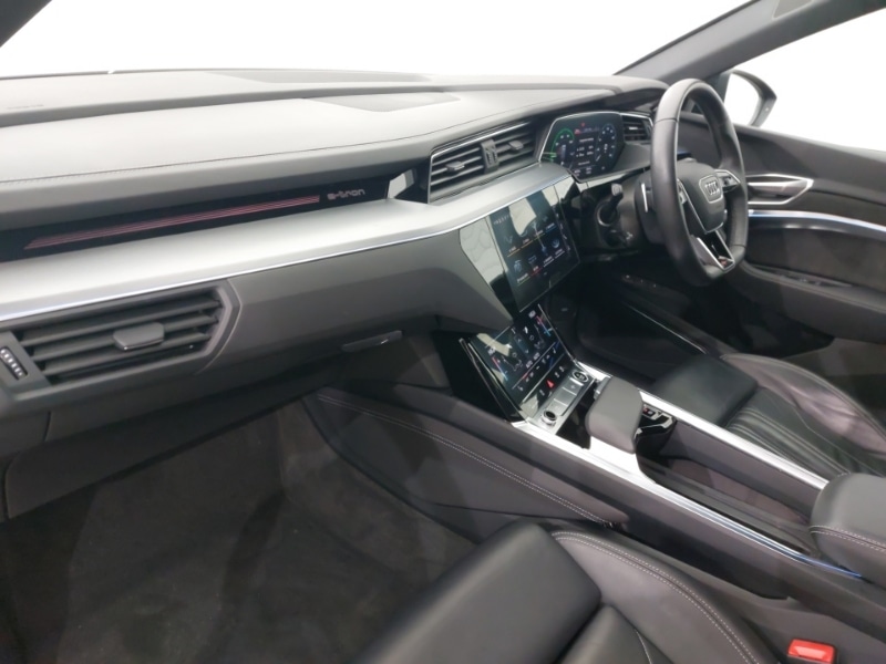 Used Audi e-tron 2021 for sale - 78146261: Photo 5