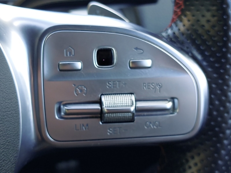 Used Mercedes-Benz EQB 2022 for sale - 76695670: Photo 12