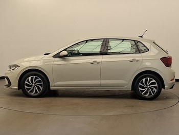 Used Volkswagen Polo 2024 for sale - 78664404: Photo