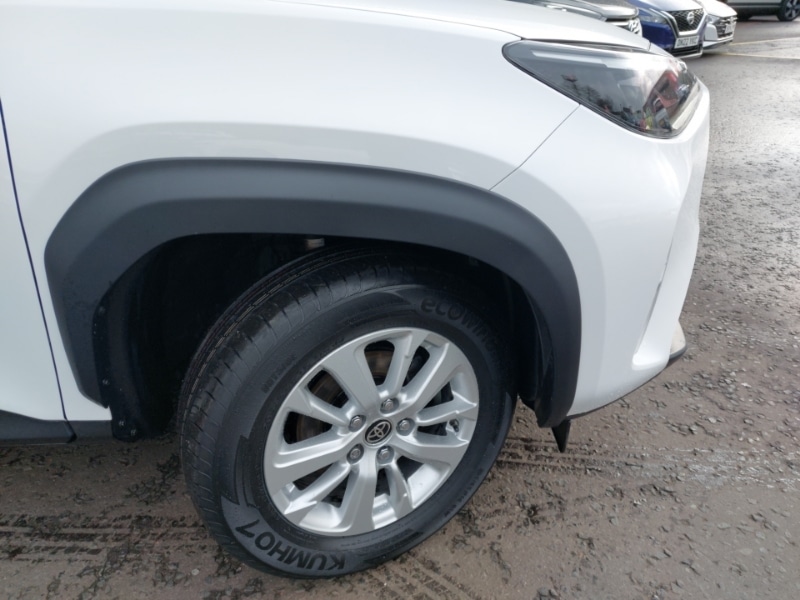 Used Toyota Yaris Cross 2023 for sale - 77285115: Photo 9