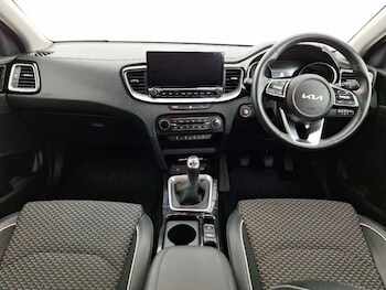 Used Kia Ceed 2024 for sale - 76233188: Photo 2