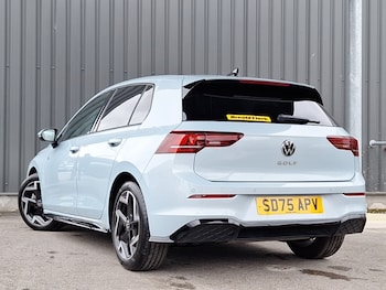 Used Volkswagen Golf 2025 for sale - 77874961: Photo