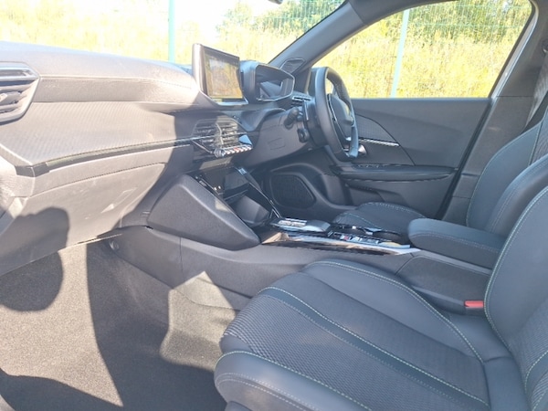 Used Peugeot 2008 2024 for sale - 76316783: Photo 5