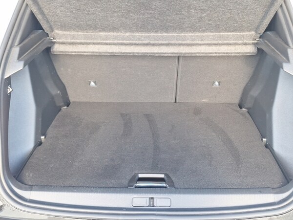 Used Peugeot 2008 2024 for sale - 76316783: Photo 8