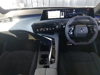 Used Peugeot 3008 2024 for sale - 77299119: Photo