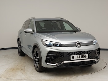 2024 - 2.0 TDI R-Line 5dr DSG