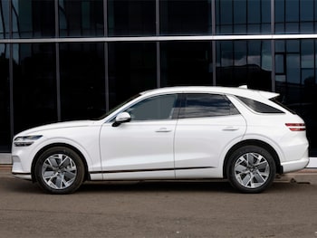 Used Genesis GV70 2023 for sale - 79516844: Photo