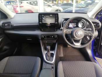 Used Toyota Yaris 2022 for sale - 75345018: Photo