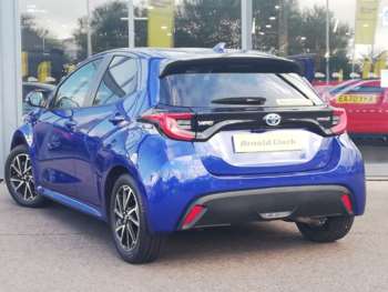 Used Toyota Yaris 2022 for sale - 75345018: Photo