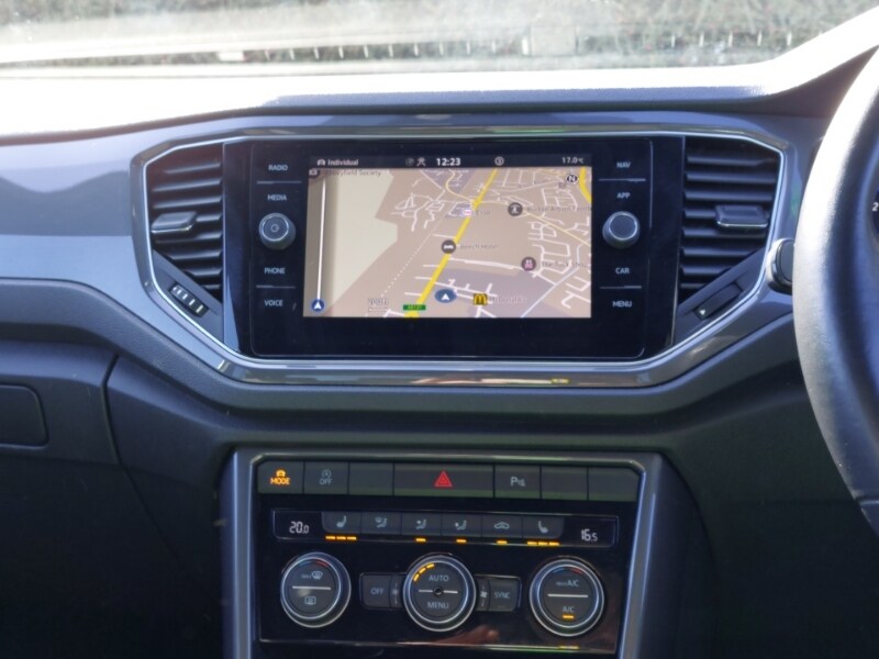 Used Volkswagen T-Roc 2021 for sale - 77950078: Photo 10