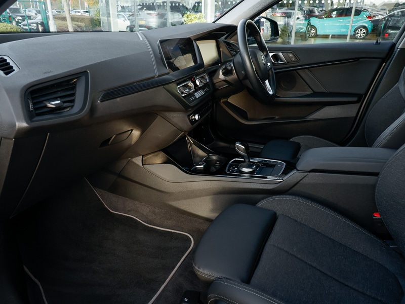 Used BMW 1 Series 2024 for sale - 76757778: Photo 5