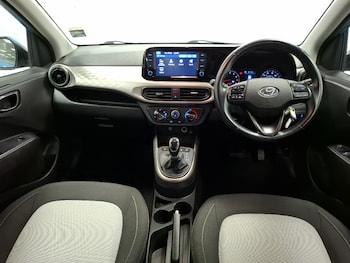 Used Hyundai i10 2021 for sale - 75518372: Photo