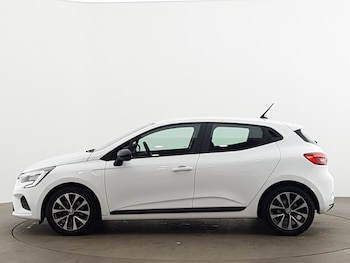 Used Renault Clio 2023 for sale - 76050482: Photo