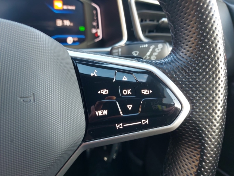 Used Volkswagen T-Roc 2022 for sale - 77266393: Photo 12