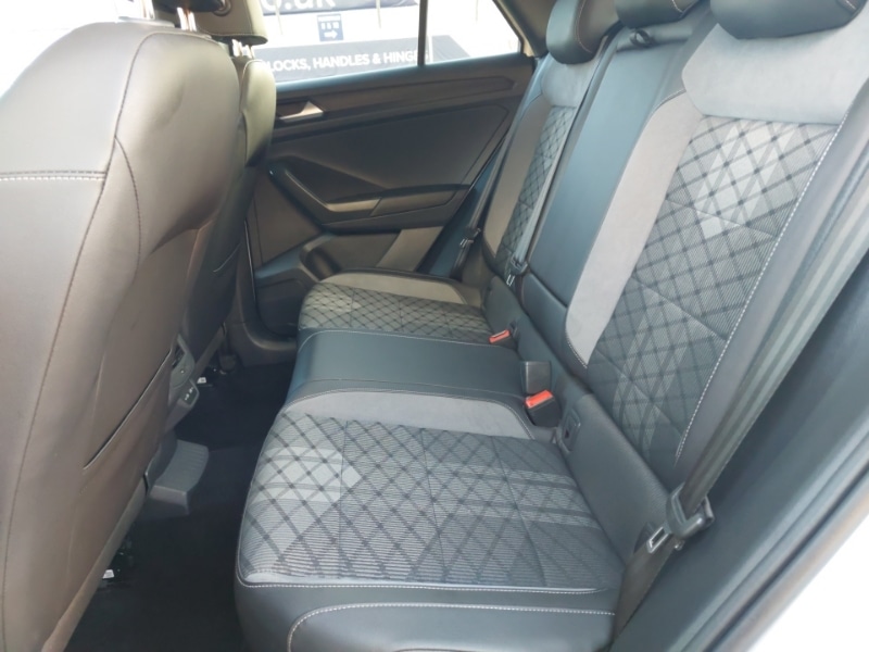 Used Volkswagen T-Roc 2022 for sale - 77266393: Photo 6
