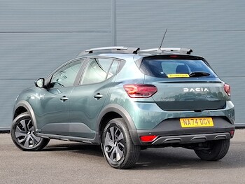 Used Dacia Sandero Stepway 2024 for sale - 77184612: Photo