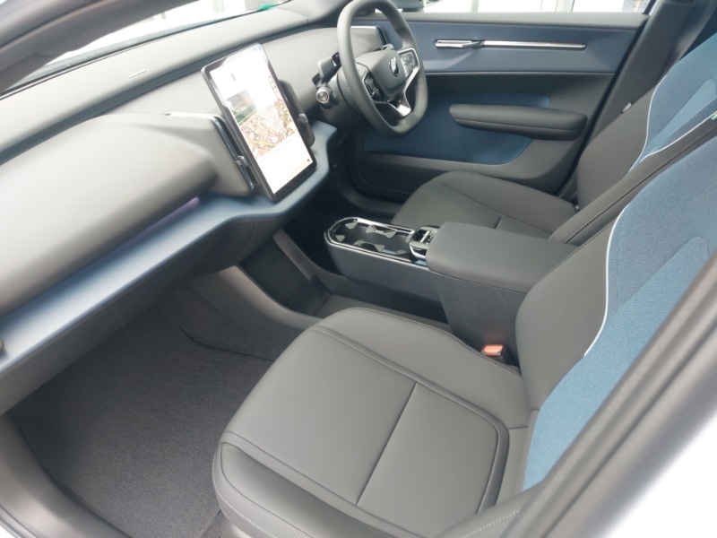 Used Volvo EX30 2025 for sale - 77985351: Photo 5