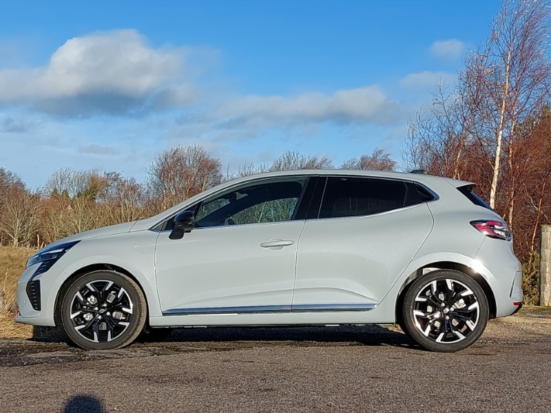 Used Renault Clio 2025 for sale - 76842551: Photo 4