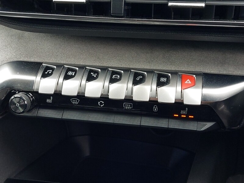 Used Peugeot 3008 2022 for sale - 77948880: Photo 11