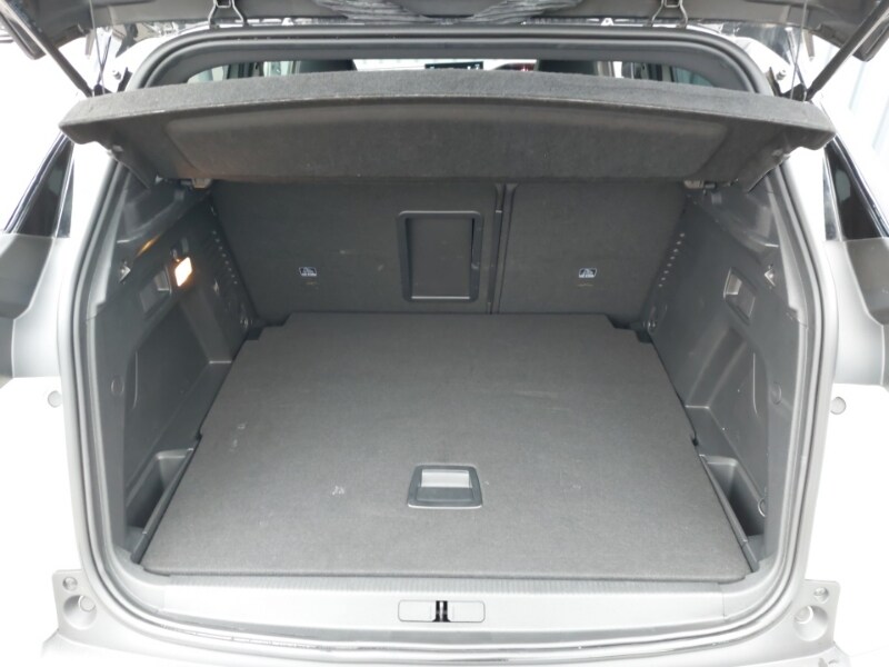 Used Peugeot 3008 2022 for sale - 77948880: Photo 8