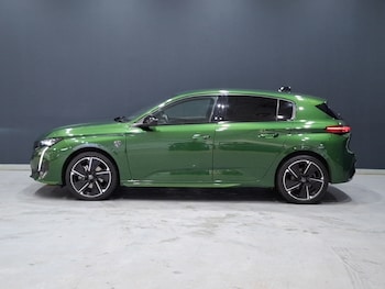 Used Peugeot 308 2024 for sale - 76987484: Photo